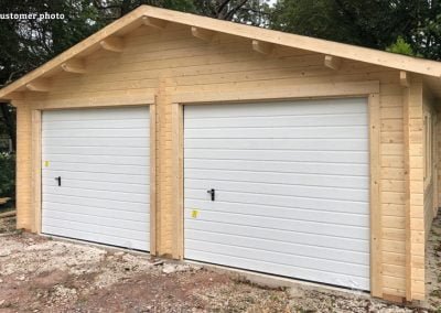 Roger (28.4 sqm) large traditional timber double garage